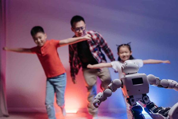 Comment organiser une compétition de robotique pour stimuler l'intérêt des enfants pour la technologie?